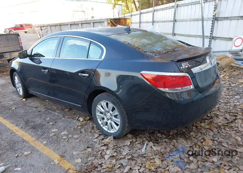 2012 Buick Lacrosse Leather Group из США, поврежденный, VIN 1G4GC5ER7CF363421